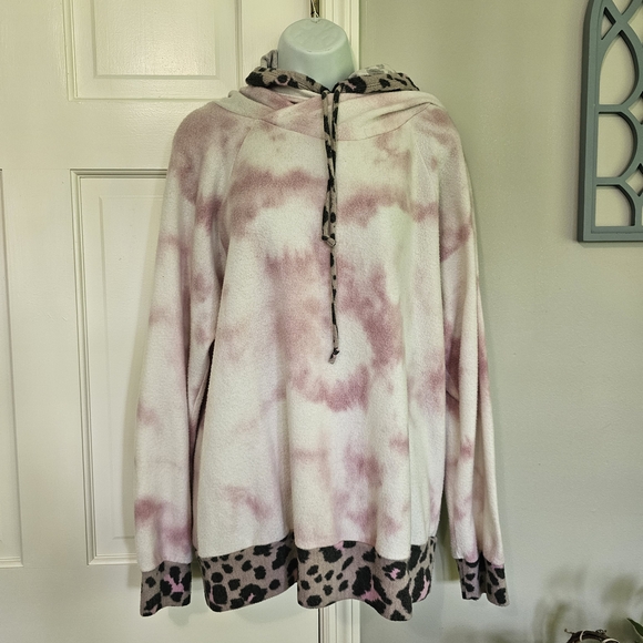 Blue Buttercup Tops - Pink and Cream Oversized Long Sleeve Hoodie